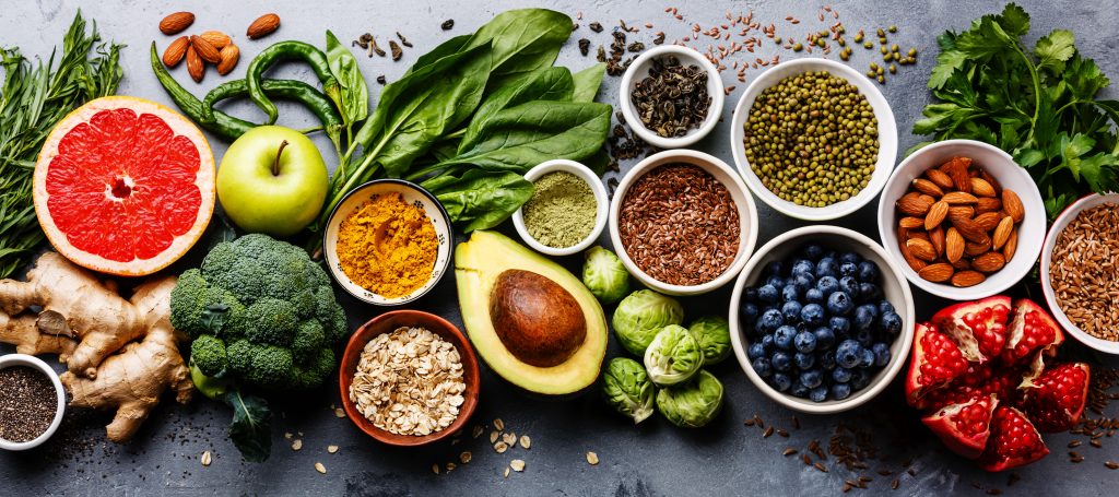 Depressão e ansiedade: alimentos e exercícios para prevenção 2 Depressão e alimentação: impactos sobre a saúde mental